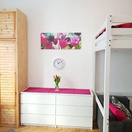 Apartment B24 Cosy Small Flat At Center
