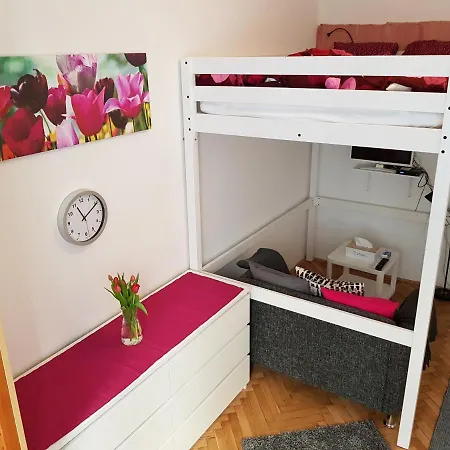 Apartment B24 Cosy Small Flat At Center *