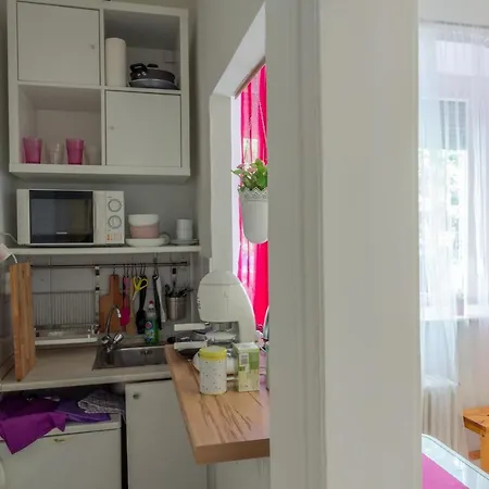 Apartment B24 Cosy Small Flat At Center *